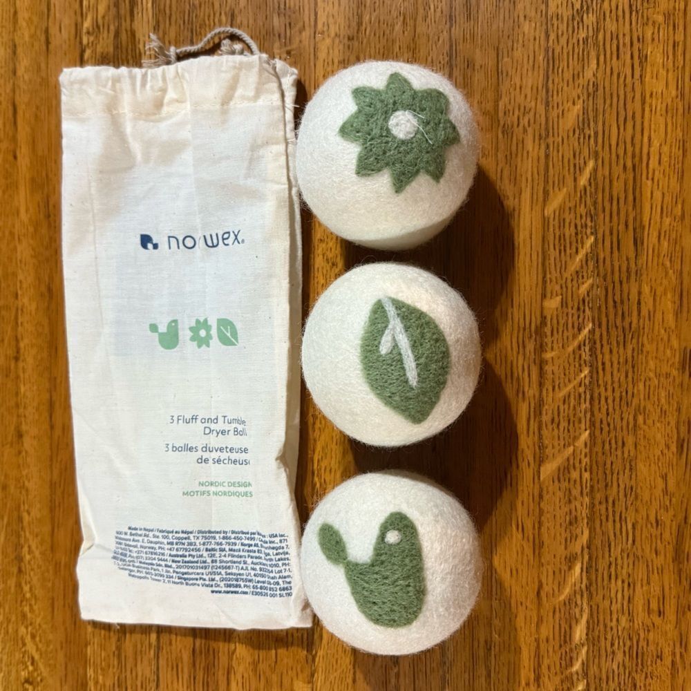 Norwex Fluff and Tumble Dryer Balls Set of 3 Nordic Design NWT